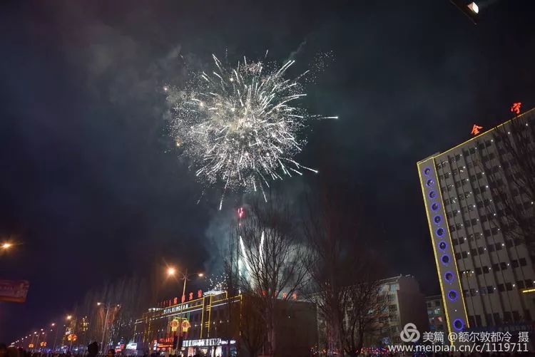 宁夏vs甘肃夜景视频直播，谁才是西北夜色里的烟火之王？