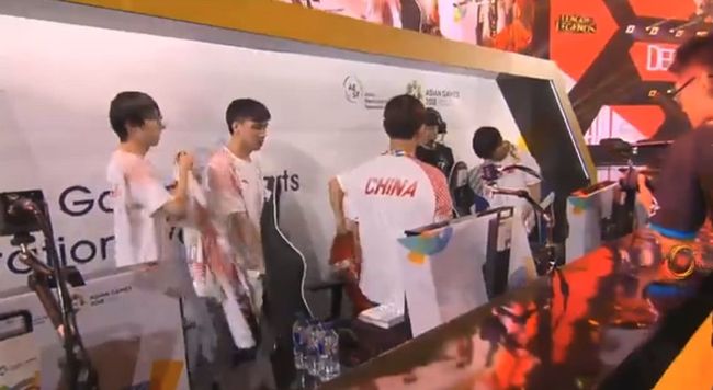 亚运会LOL，激情与荣耀的交汇点