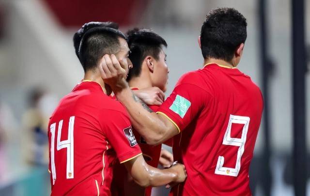 国足 vs 泰国直播结束视频，你看完了吗？我反正看了三遍