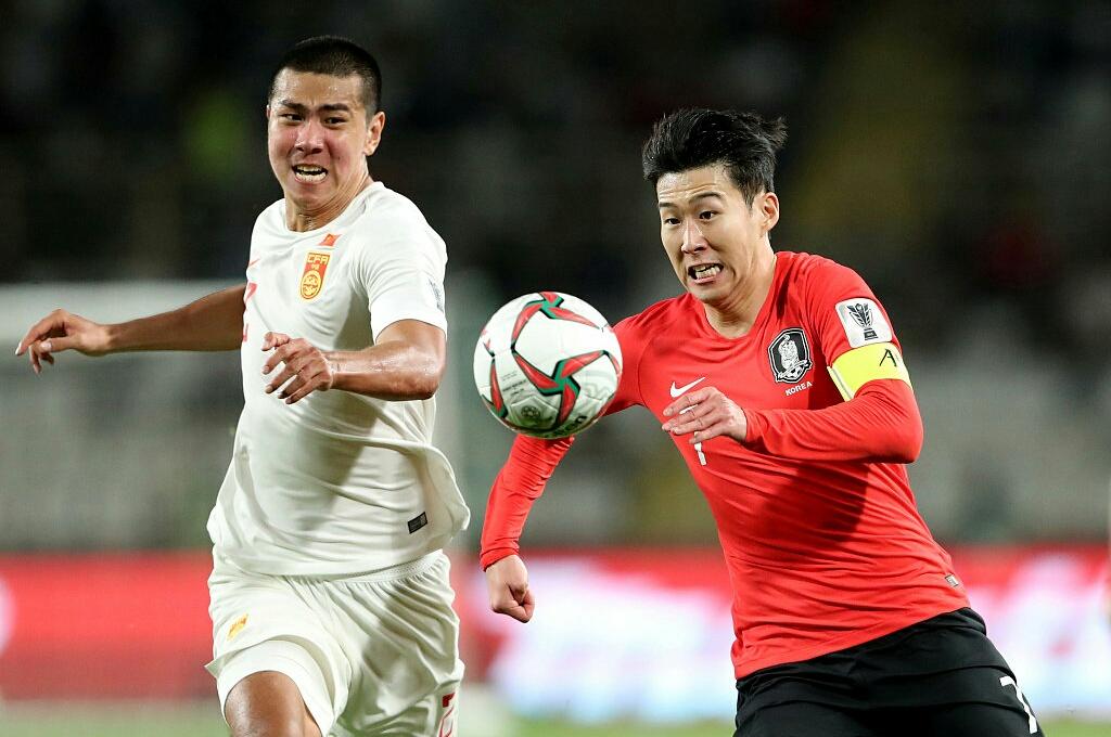 今晚国足vs韩国视频直播，一场不得不看的比赛，我边写边想