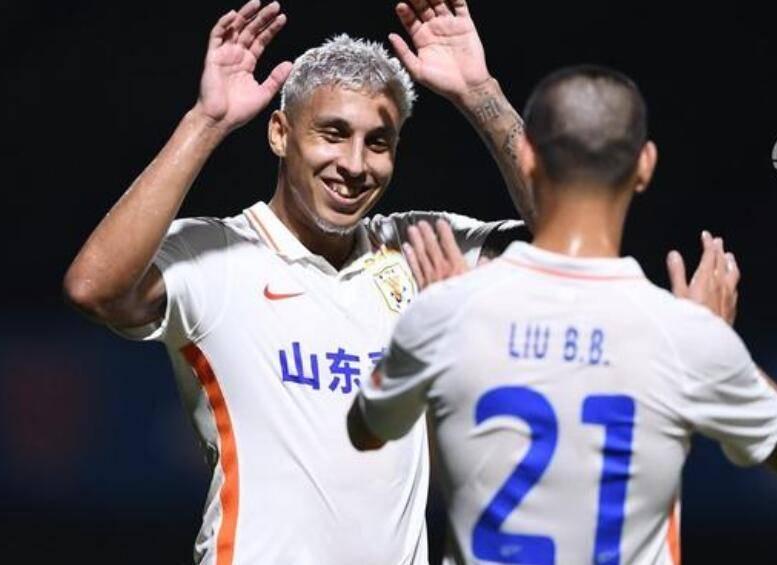 🏟泰山VS亚泰，图文直播视频怎么看才过瘾？我边看边写的真实感受